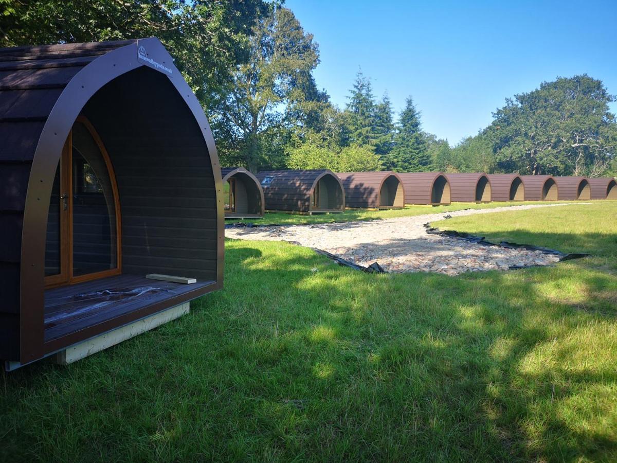 Missin' Link Glamping Hotel West Hoathley Exterior photo